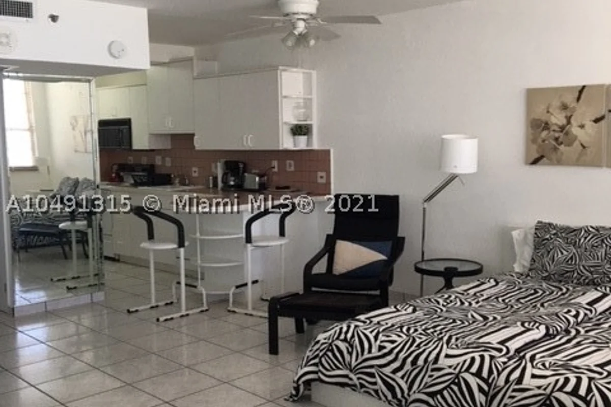 100 Lincoln Rd #1236, Miami Beach: photo 1 of 25